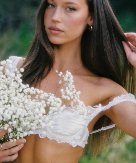 Olivia Mathers schöne hd galerie