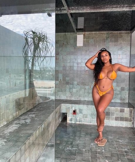 Flaviane Vasconcelos hübsche schöne bild