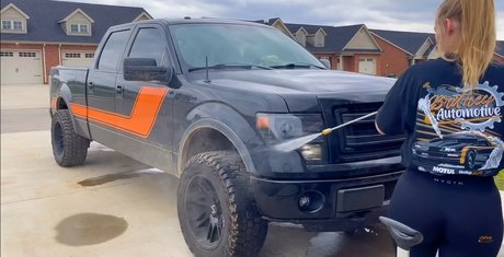 Britney Automotive erwachsene hübsche galerie