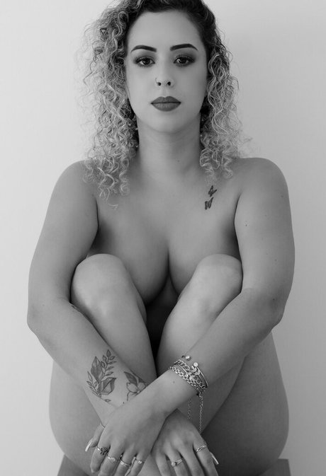 thaylanasales nackt xxx bilder