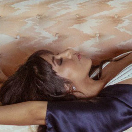 Stephanie Beatriz sexy hd bilder