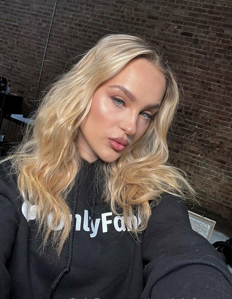 marielafemme perfekte nackte bilder