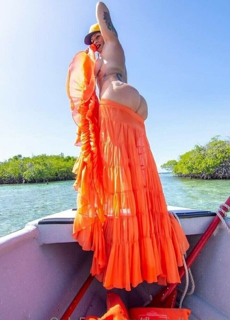 sportliche blonde onlyfans sexy hd galerie