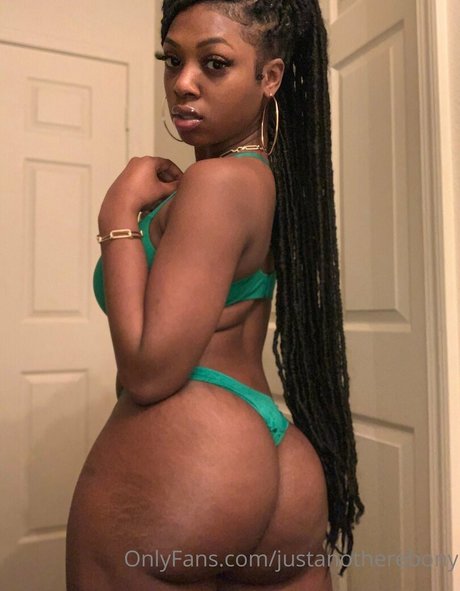 justanotherebony exklusive nette fotos