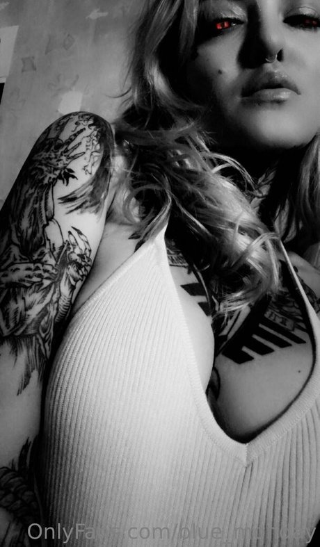 blue monday pornografische pornostar fotos