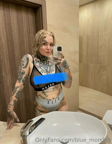 blue monday kunst schöne galerie