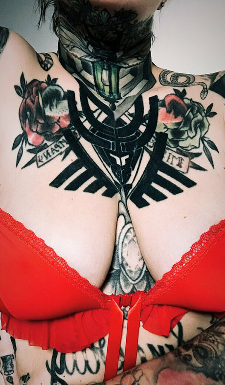 blue monday pornographische pornostar fotos