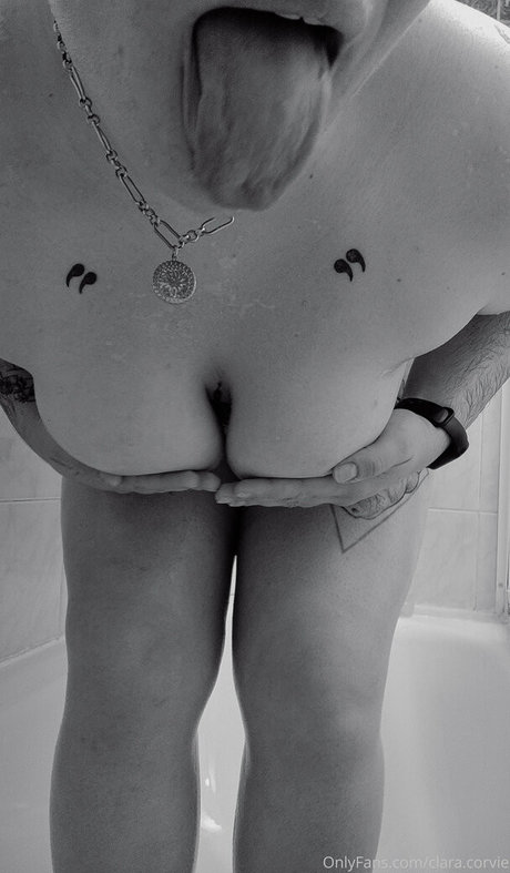 clara corvie heiße exklusive bild