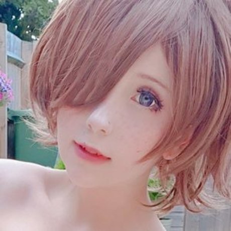 Megumi Koneko schöne heiße bilder