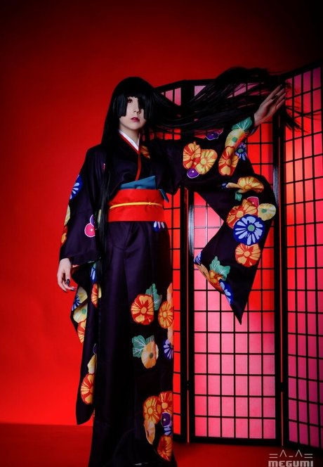 Megumi Koneko model top galerien