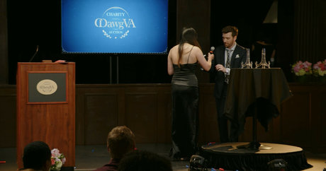 Emirichu schauspielerin erwachsene bild