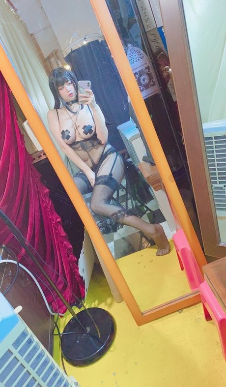 Hieey nacktheit hübsche bild