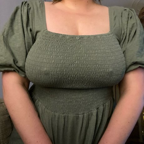 Snacky Thikums nacktheit sex bilder