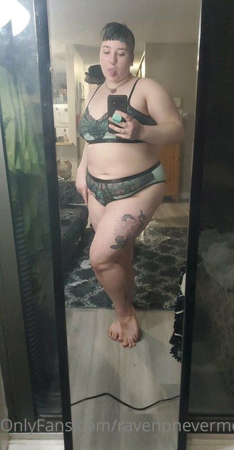 ravenpnevermore nackt sexy bilder