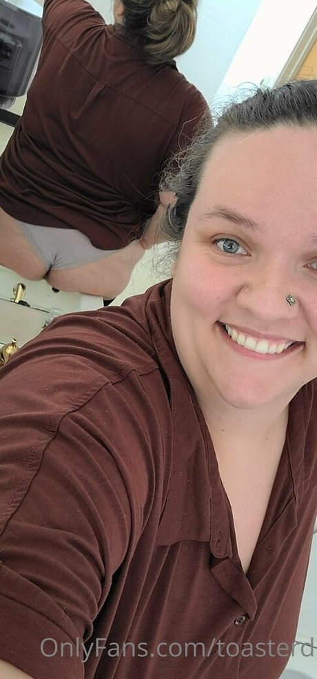 toasterd porno kunst galerie