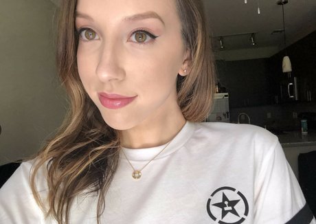 JackieMButler kunst pornographische bilder