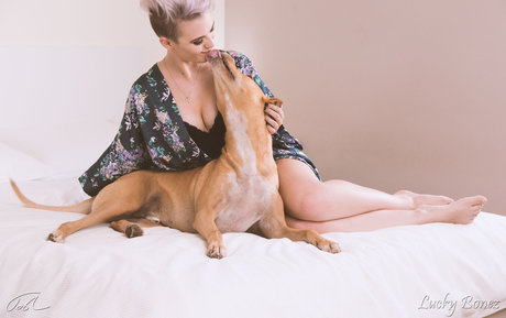 LuckyBonez heiße sex archiv