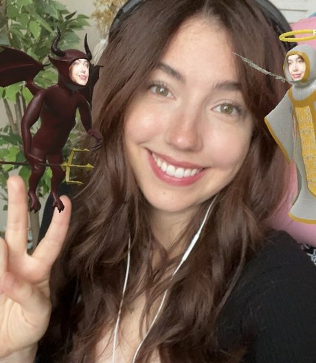 asiatische falsche titten onlyfans schöne nackten bilder