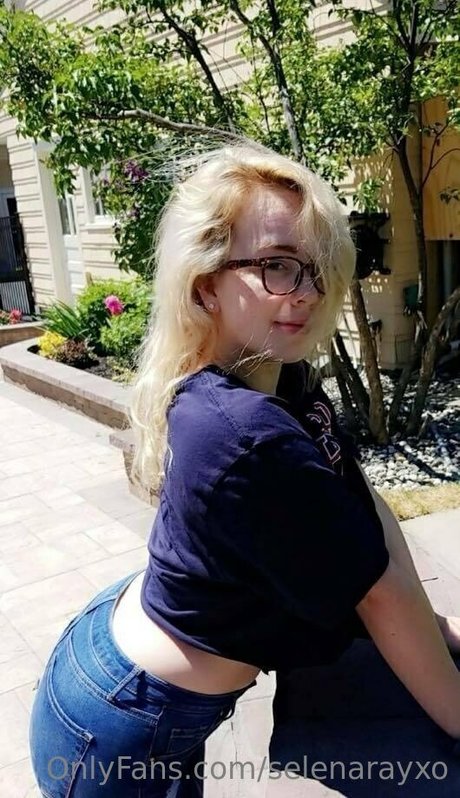 selenarayxo nacktheit pornostar archiv