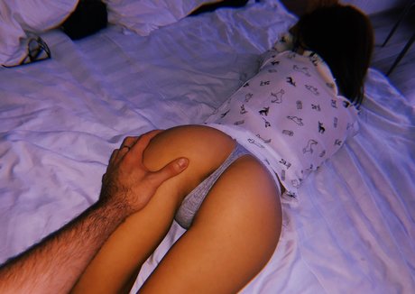 lady sonya erotische akt bilder