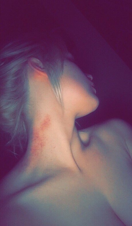 titten-selfie onlyfans perfekte kunst foto