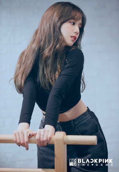 Jisoo erwachsene akt archiv