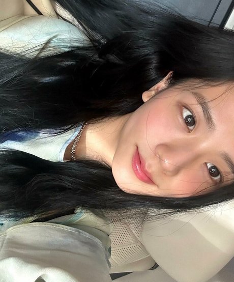 Jisoo erwachsene nackten bilder