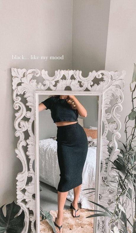 reife nackte onlyfans kunst nackt fotos