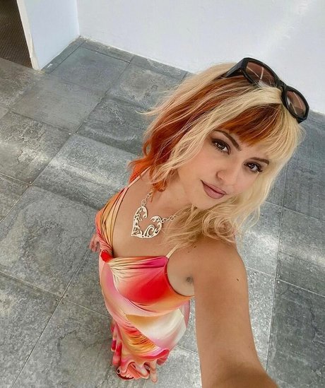 Alba Reche pornostar nackt fotos