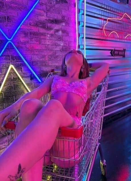 lola dazzle nacktheit pornostar bild