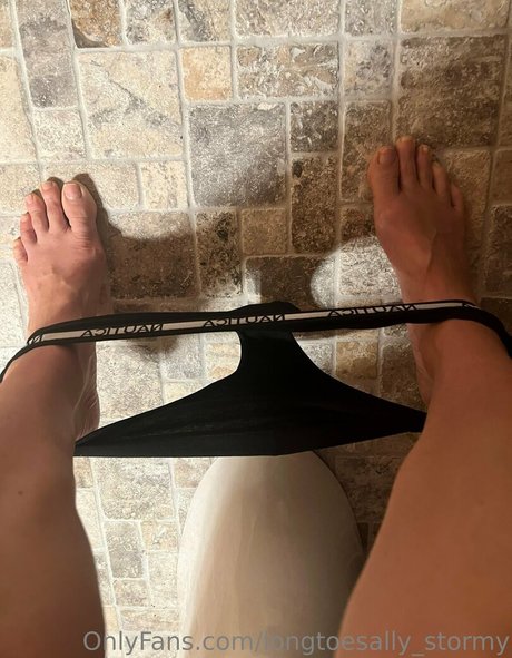 longtoesally stormy hübsche erwachsene bilder