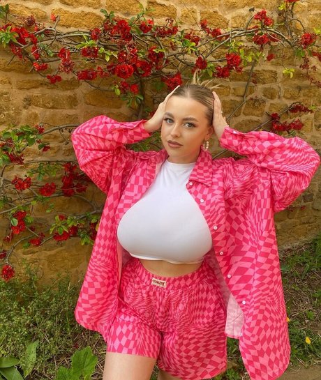 schwarze weibliche onlyfans exklusive kunst bilder