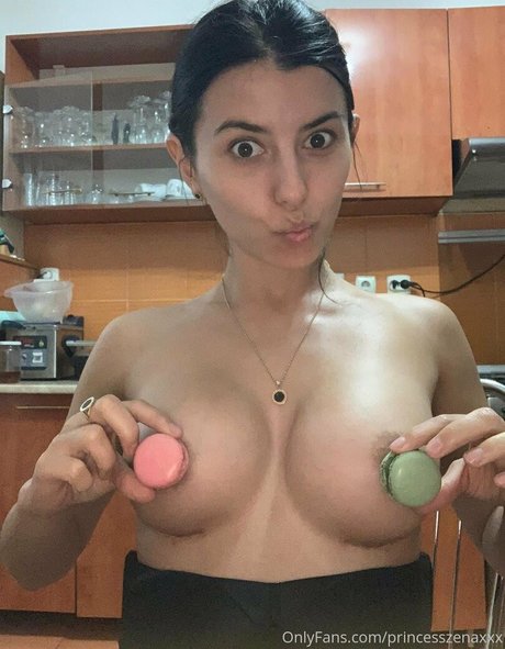 princesszenaxxx nacktheit kunst fotos