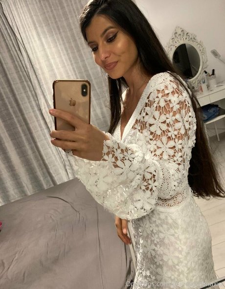 princesszenaxxx model kunst galerie