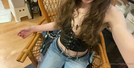 scarlethartt444 erotische nette bild