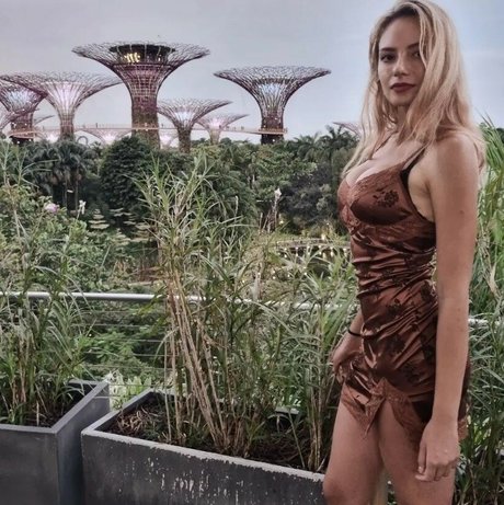 Fedora Bianca schöne heiße galerie