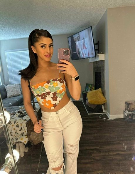 Sophialeonexo kunst perfekte bilder