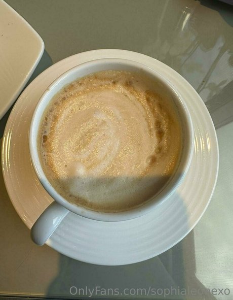 Sophialeonexo perfekte nette bilder