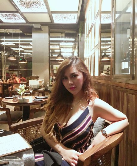 blonde bikini-onlyfans perfekte top fotos