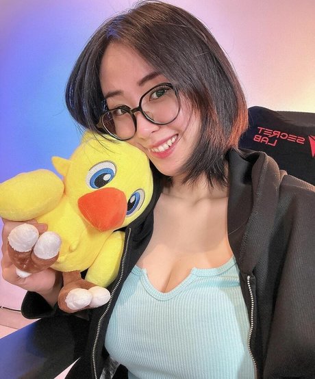 Larissa Rochefort exklusive erotische galerien