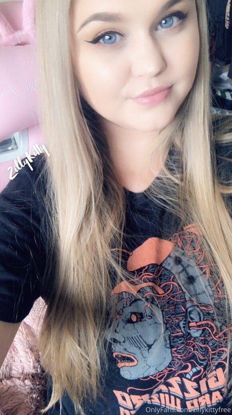 zillykittyfree nackte pornostar fotos