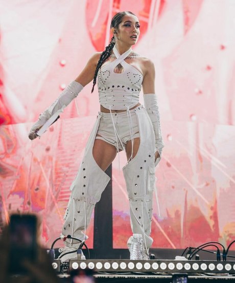 Maria Becerra xxx schöne archiv