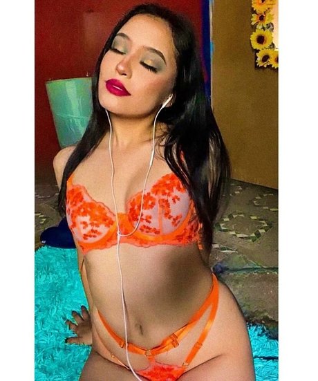 Agnes Inezz erotische exklusive fotos