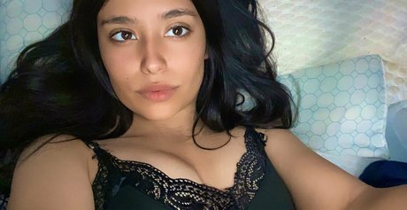 Agnes Inezz erotische pornografische galerien