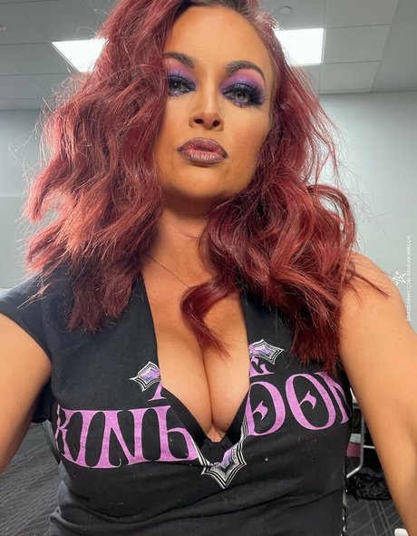 Maria Kanellis kunst nackt bilder