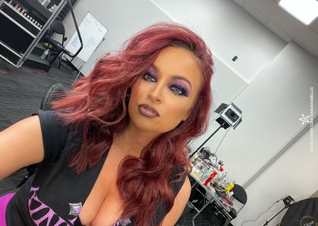 Maria Kanellis perfekte hübsche archiv