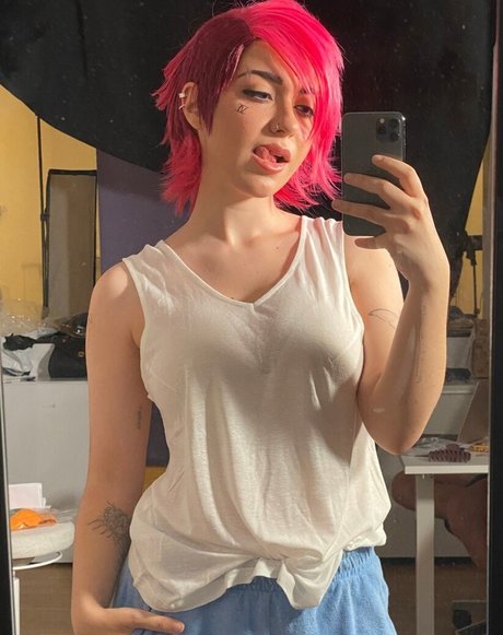 AnniTheDuck top foto