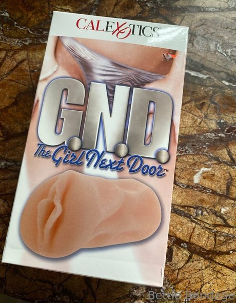 Bettie Bondage sexy nackt bilder