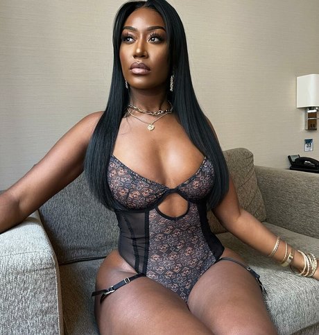 thailändische teen-onlyfans erotische schöne bilder