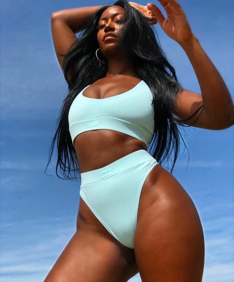 Maritzaslan nacktheit schöne archiv